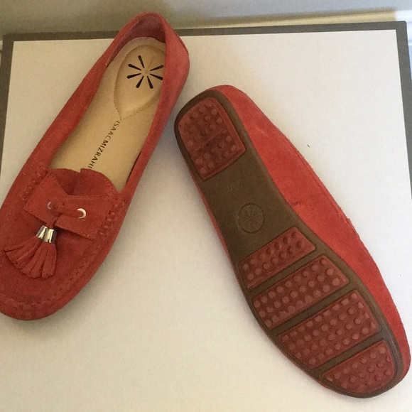 Shoes - Picture 2 of 3